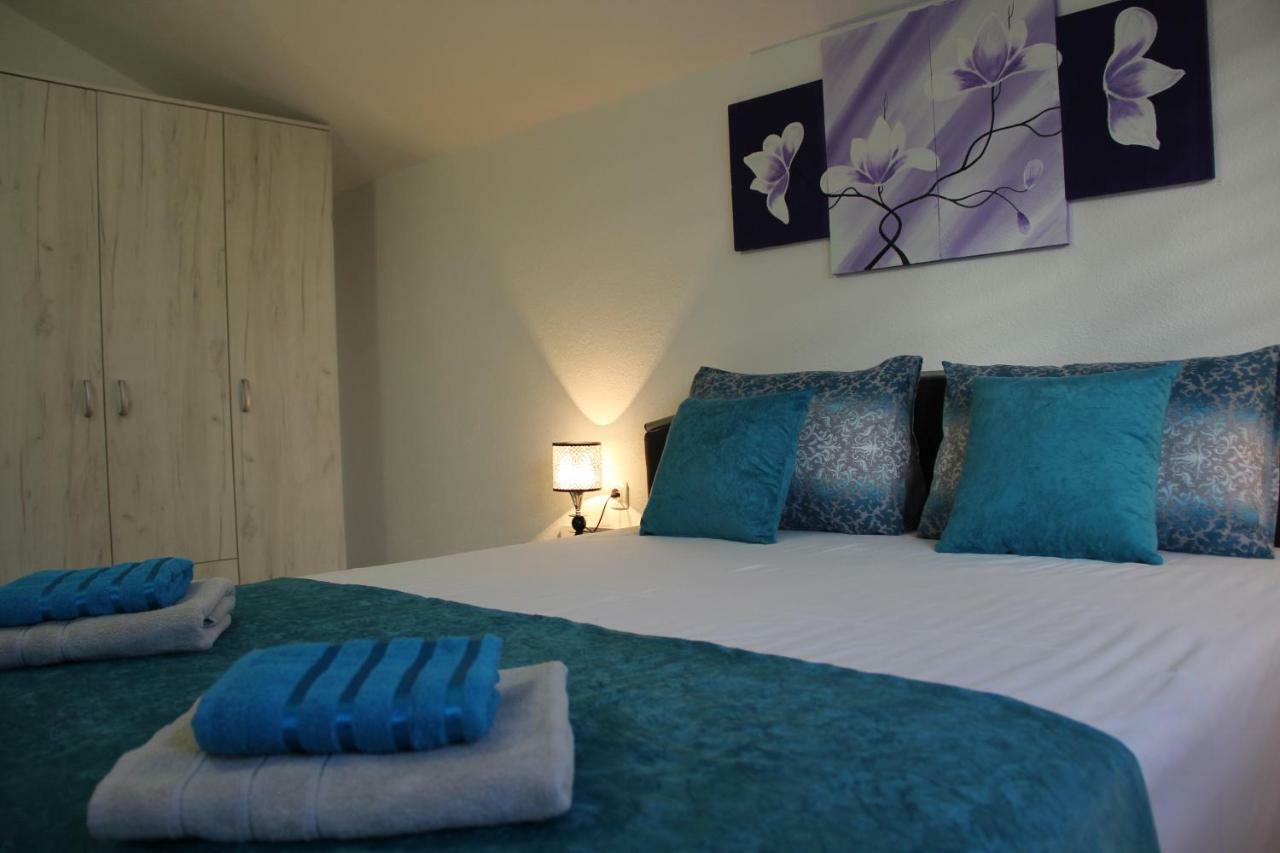 Holiday Home Flora Mostar Esterno foto