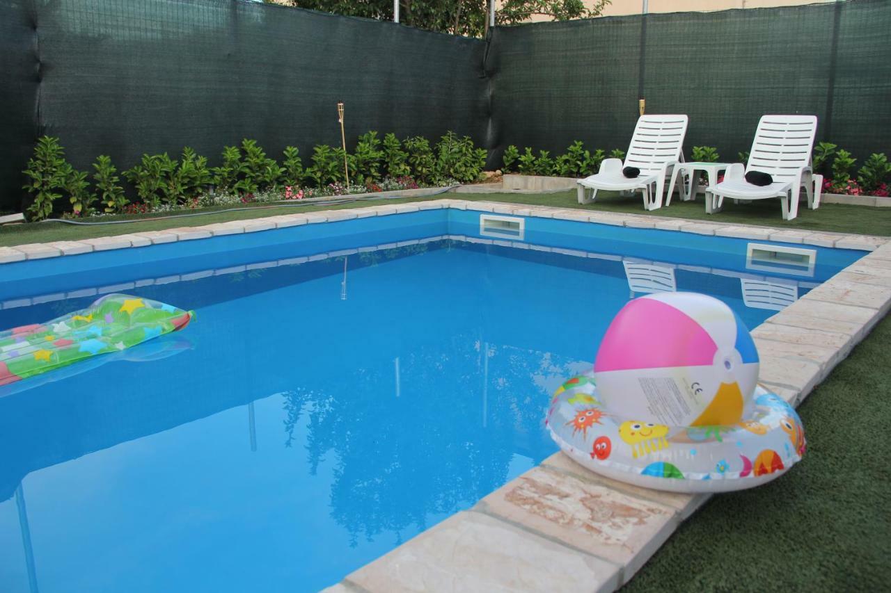 Holiday Home Flora Mostar Esterno foto